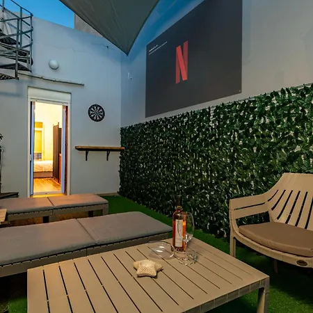 Sea & - Luxury Maisonette Steps From The With Private Terrace Villa *