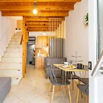 Sea & - Luxury Maisonette Steps From The With Private Terrace *