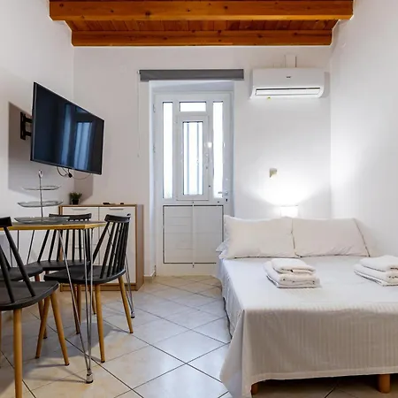 Sea & - Luxury Maisonette Steps From The With Private Terrace *