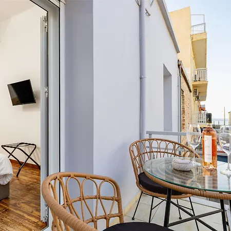 Villa Sea & - Luxury Seaside Maisonette With Private Rooftop Cinema - 50m From & 300 M From Old Town Chania (Crete)