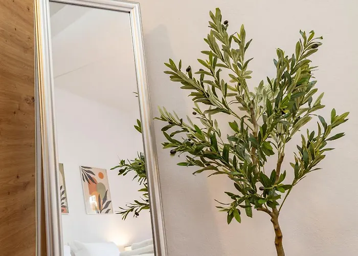 Sea & - Luxury Maisonette Steps From The With Private Terrace