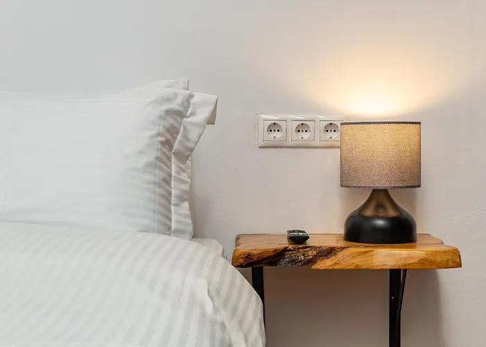 Sea & - Luxury Maisonette Steps From The With Private Terrace Villa