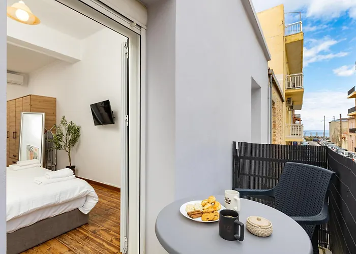 Sea & - Luxury Maisonette Steps From The With Private Terrace * Hanya