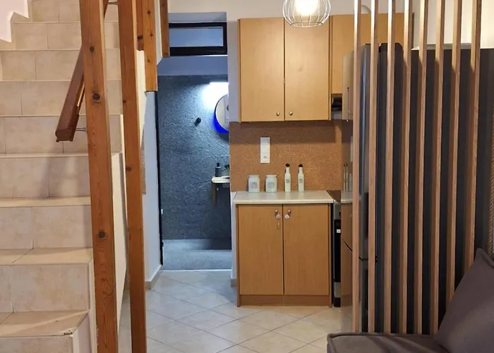 Sea & - Luxury Maisonette Steps From The With Private Terrace * Hanya