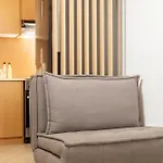 Sea & - Luxury Maisonette Steps From The With Private Terrace