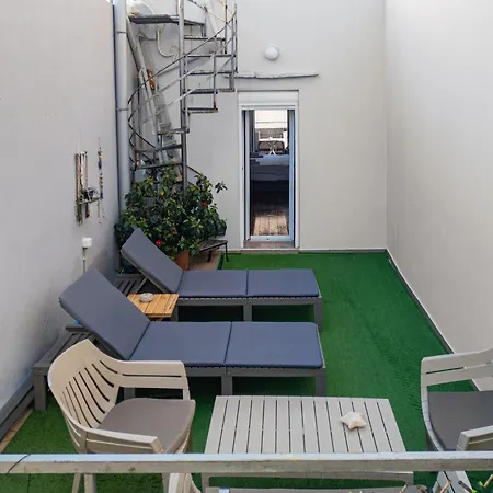 Sea & - Luxury Maisonette Steps From The With Private Terrace ヴィラ *